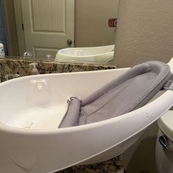 Adjustable Baby Bath
