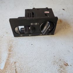 VOLKSWAGEN MK3 Euro Headlight Switch With Fog