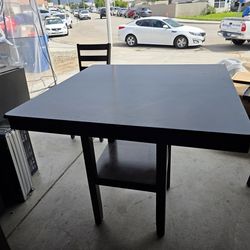 Dinning Table W/ 4 Chairs $180 OBO