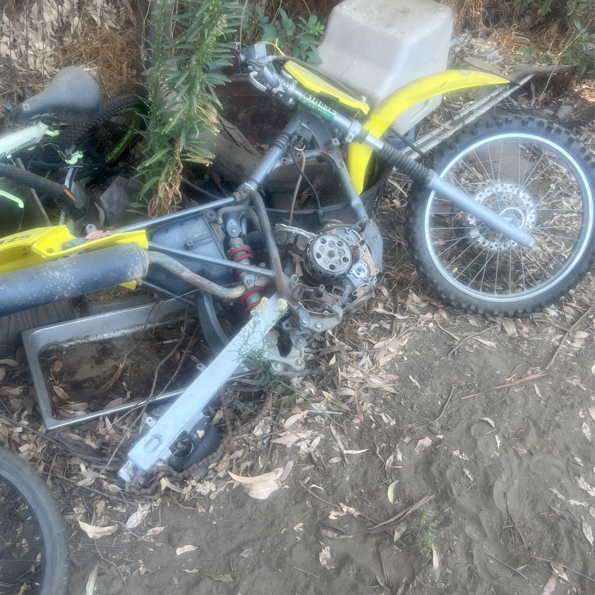 Suzuki 125 4 Stroke