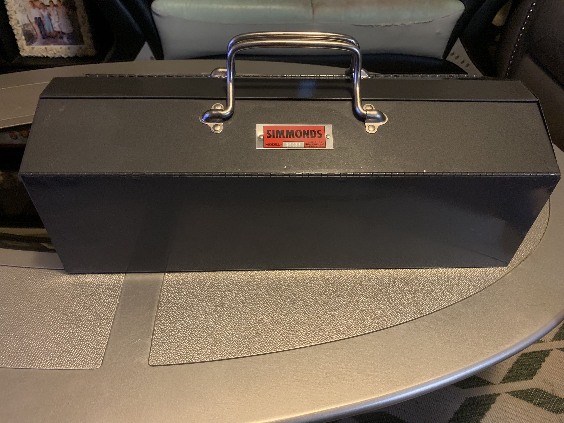 RARE Vintage Simmonds Model 50058 Heavy Duty Metal Tool Box WITH Lift Out Tray