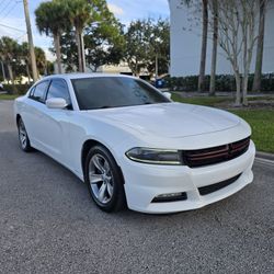2015 Dosge Charger Sxt