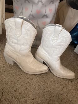 White ankle cowgirl boots
