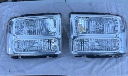 05-07 Ford F-250 Chrome Clear Headlights