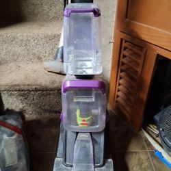 Bissell Carpet Shampooer 