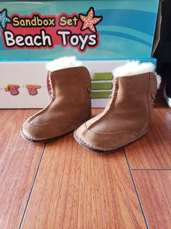 Baby Uggs