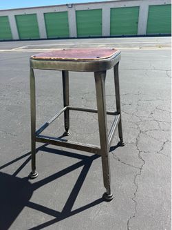 10 Commercial Starbucks Café Bar Stools – Restaurant Quality – $250 for All