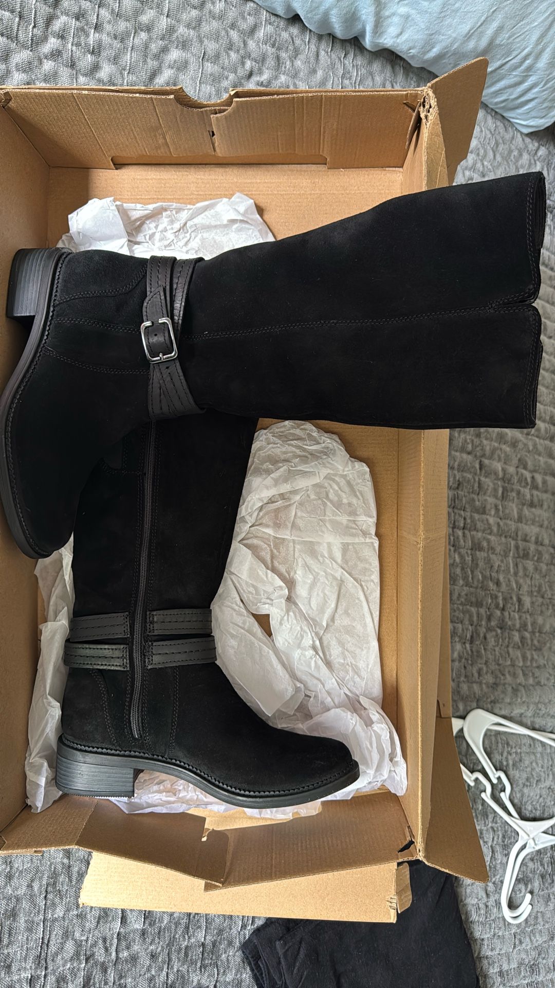 Clanks, Black boots, 7.5