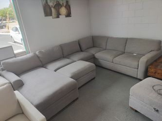 Thomasville Grey Sectional 