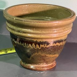 Ceramic pot