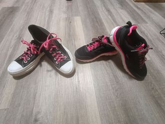 Two pairs of women's shoes sz 9 and 8.5