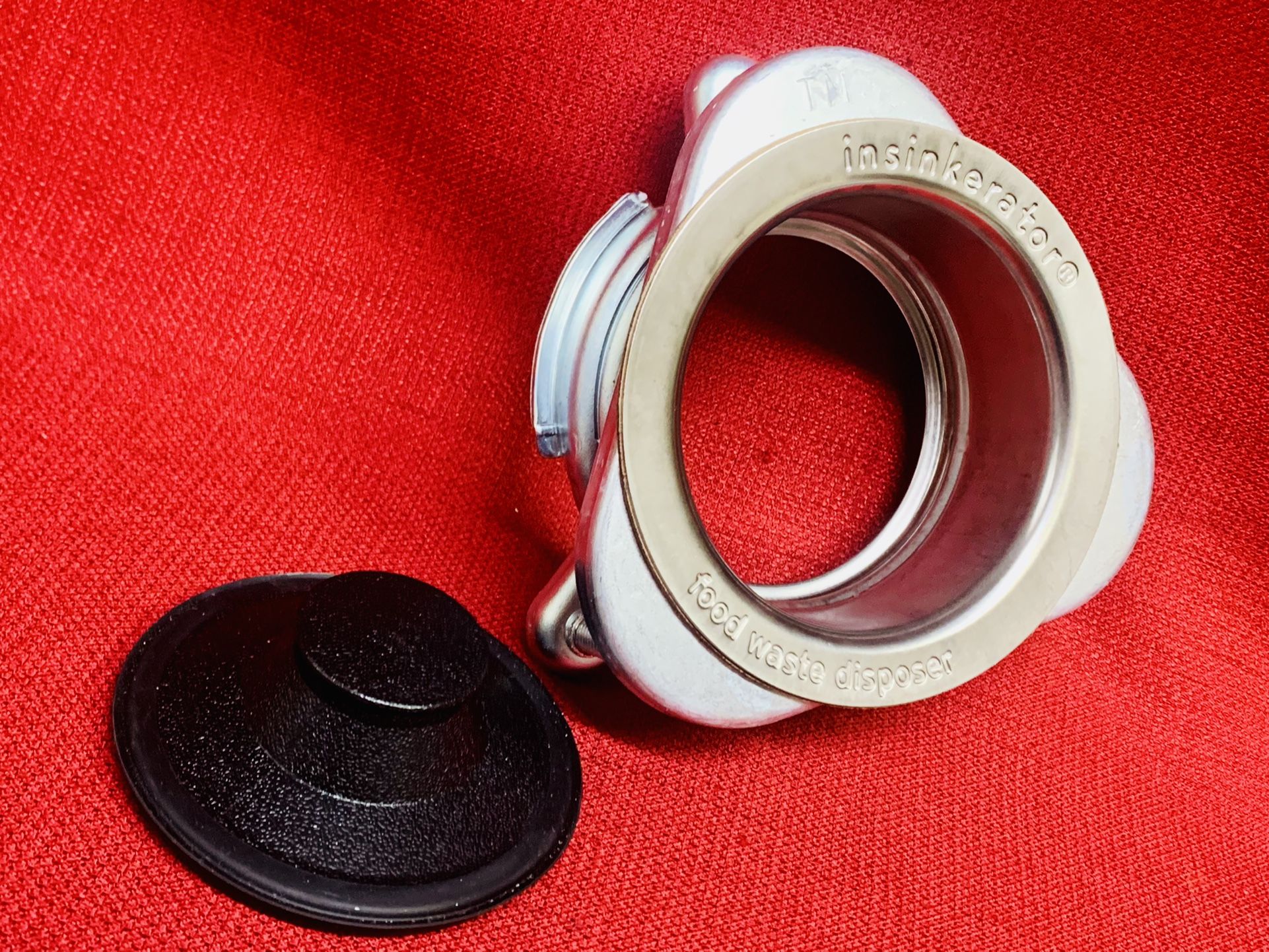 NEW-InSinkErator Badger Quick Lock Garbage Disposal Sink Mount Assembly Sink Flange w/ Stopper