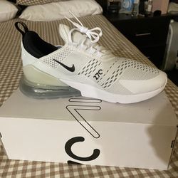 Nike Air Max 270 - Size 12M