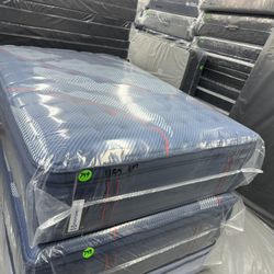 FULL SIZE SEALY POSTUREPEDIC ELITE BRENHAM II PILLOW TOP MATTRESS & BOX SPRING BED SET