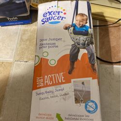 Evenflo Exersaucer Baby Active Doorway Jumper 