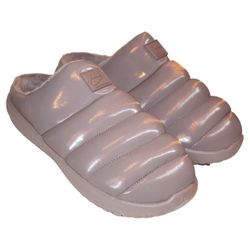 Nike Burrow SE Slippers Womens Size 10 FZ7940-200 Light Violet Ore Furry Fleece