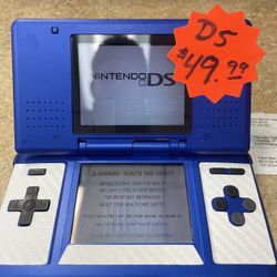 Nintendo DS With Carrying Case 
