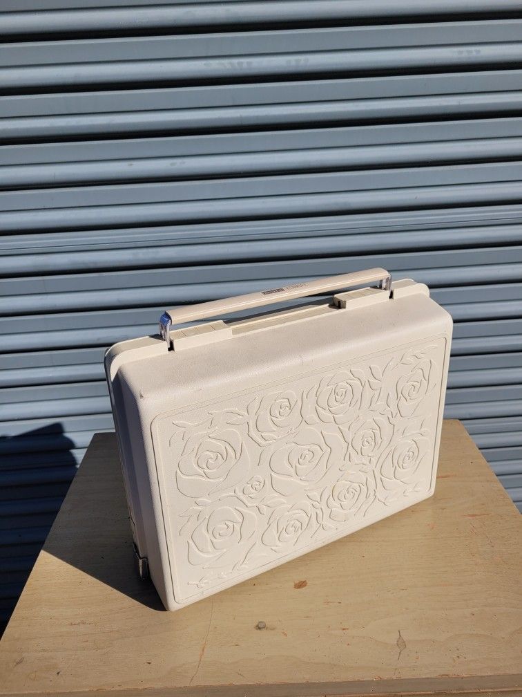 Kenmore Sewing Machine Case 70s