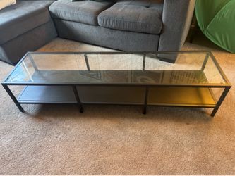 Entertainment center