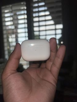 White EarPods Case