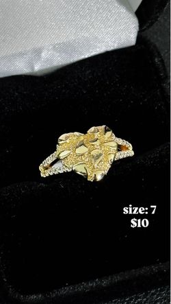 Gold-Tone Nugget Ring Size 7