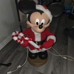 VINTAGE Christmas MICKEY Mouse Santa's Best Animation 