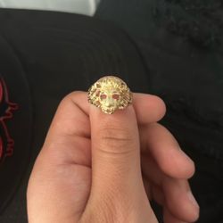 Animal Ring 10k 4.2 Grams