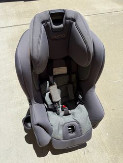 Nuna Rava Carseat Granite