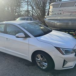2019 Hyundai Elantra