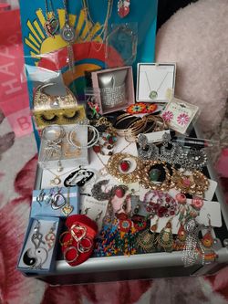 Fashion Jewelry. New!! Sold By Each Or In Bundle. Firm Price!!