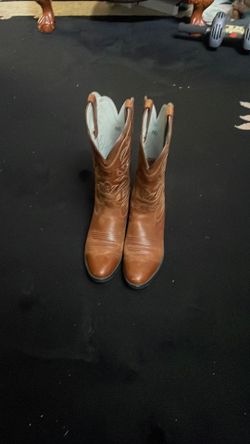 ARIAT boots