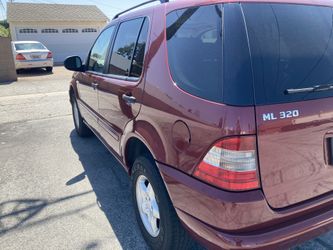 2000 ML 320