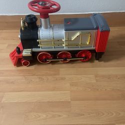 Kids Train ride on with tracks