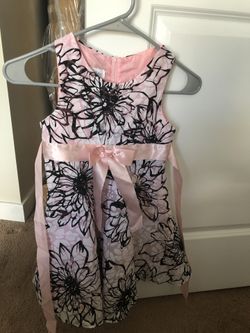 new dresses for girls, the size is indicated on the photo