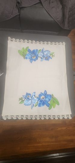 Bolsas pintadas a mano y llaveros