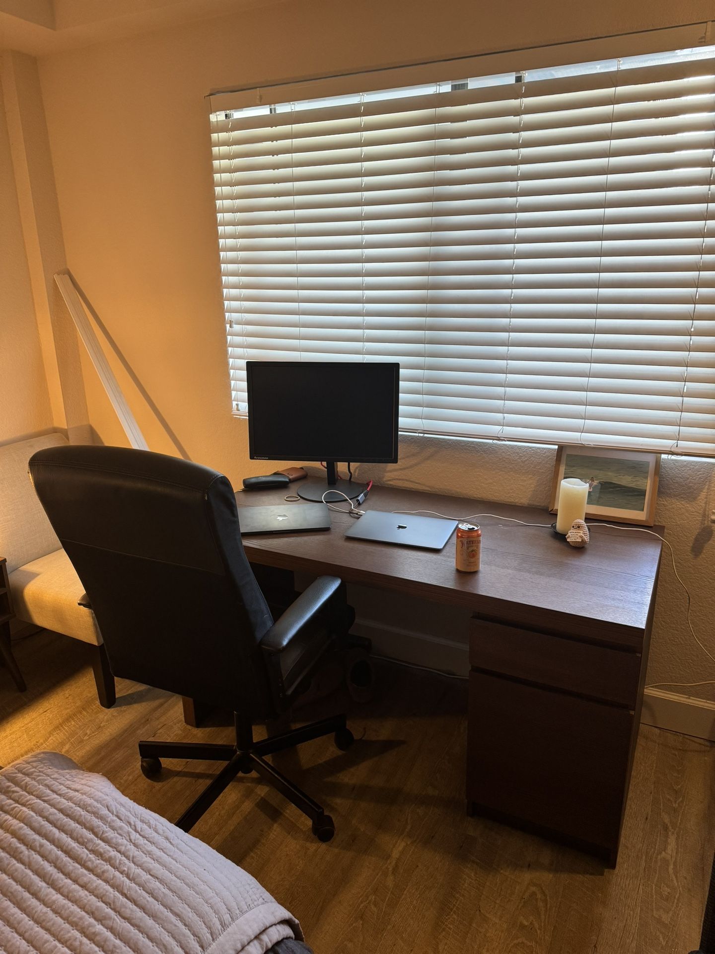 Office Desk & Desk Chair