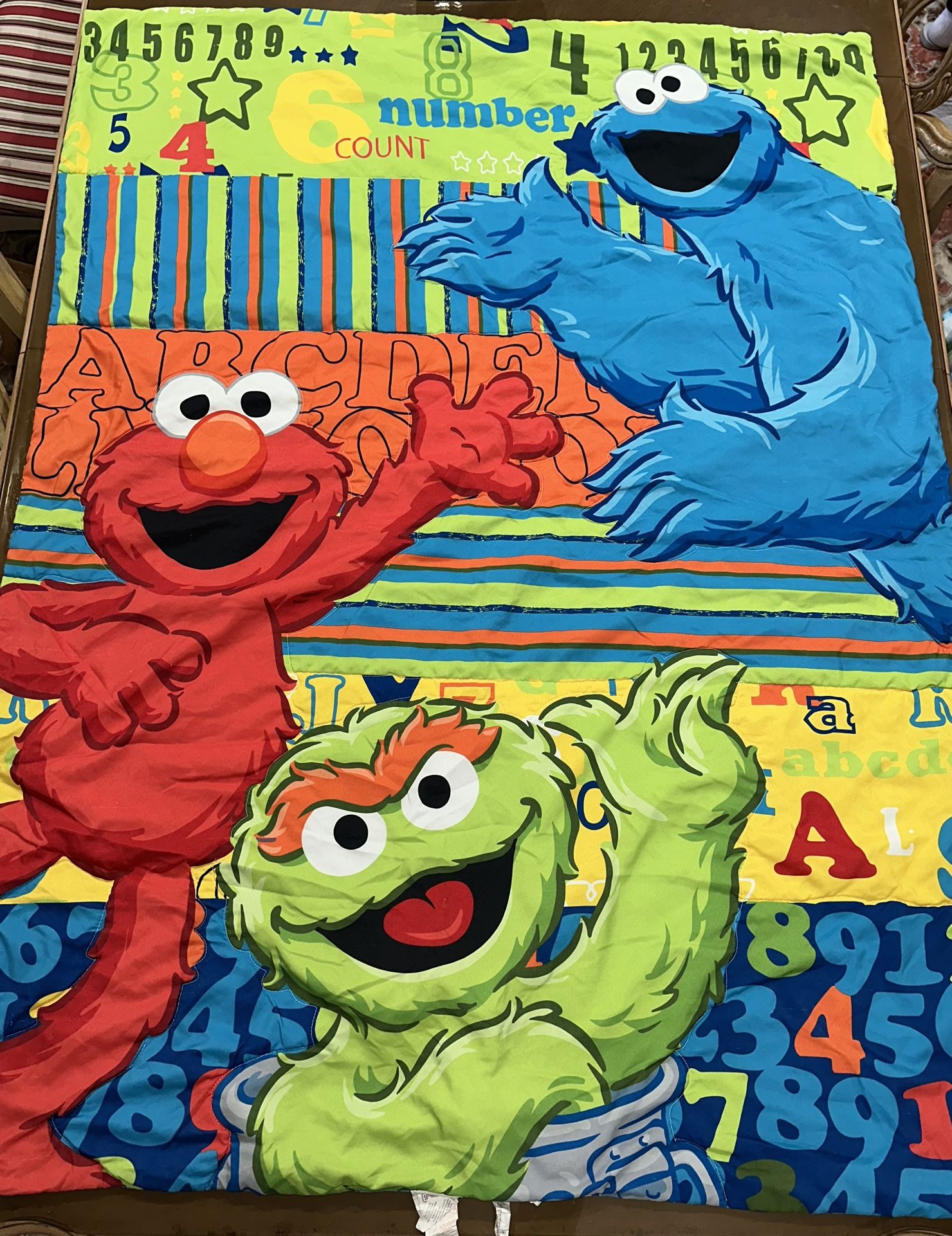 Elmo Comforter Set