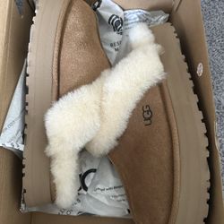 Platform UGG Slippers W10