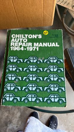 Chiltons, Auto repair Manuel 1964 through 1971 excellent condition