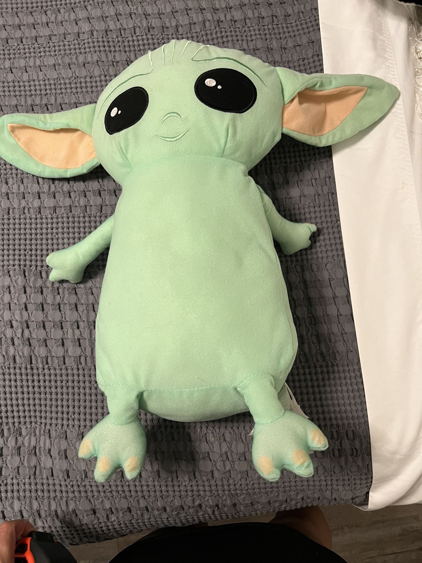 21” Star Wars Yoda Pillow Plushy for Sale in San Antonio, TX OfferUp