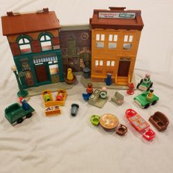Vintage 1974 Fisher Price Sesame Street Playhouse 
Set