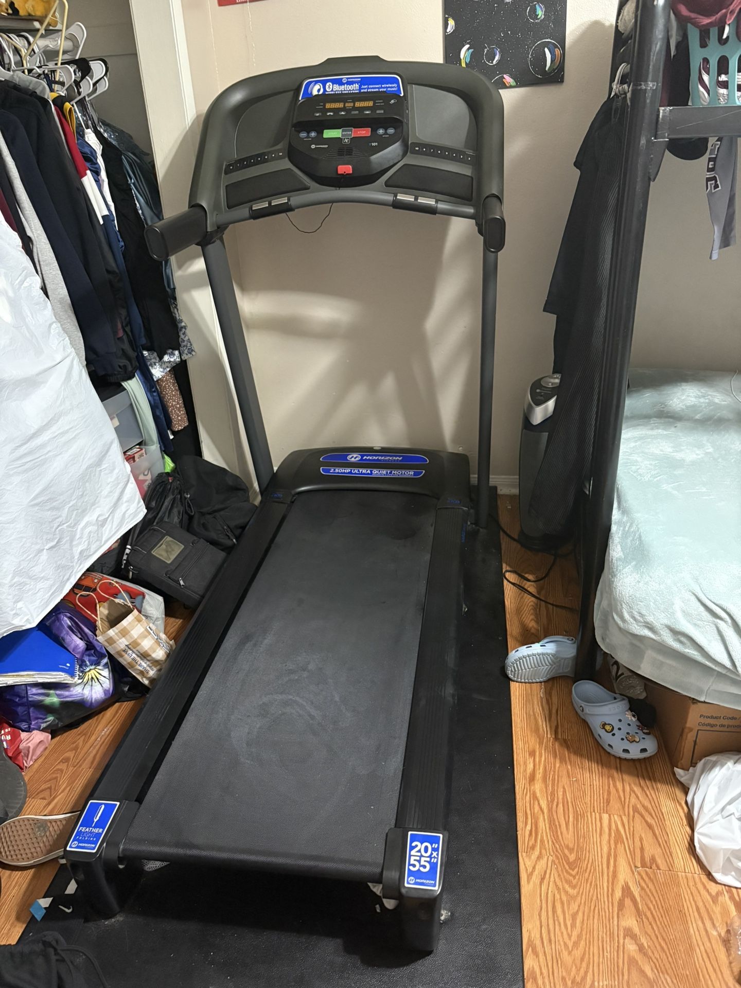 Horizon Fitness T101 Folding Treadmill - Black