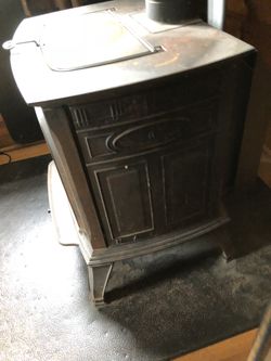 Harman Oakwood Woodstove for Sale in Weymouth, MA - OfferUp
