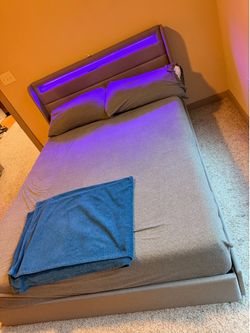 Queen bed set with LED Lights