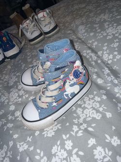 Girls converse size 5c