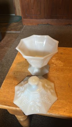 Antique White Serving Bowl