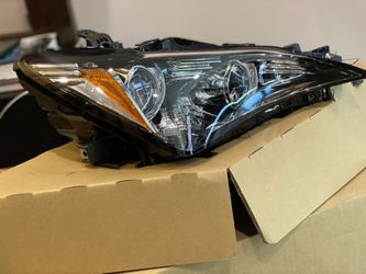 Toyota Lexus Genuine Unit Assy Headlamp Part 81140-24180