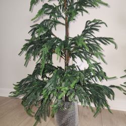Artificial pine trees