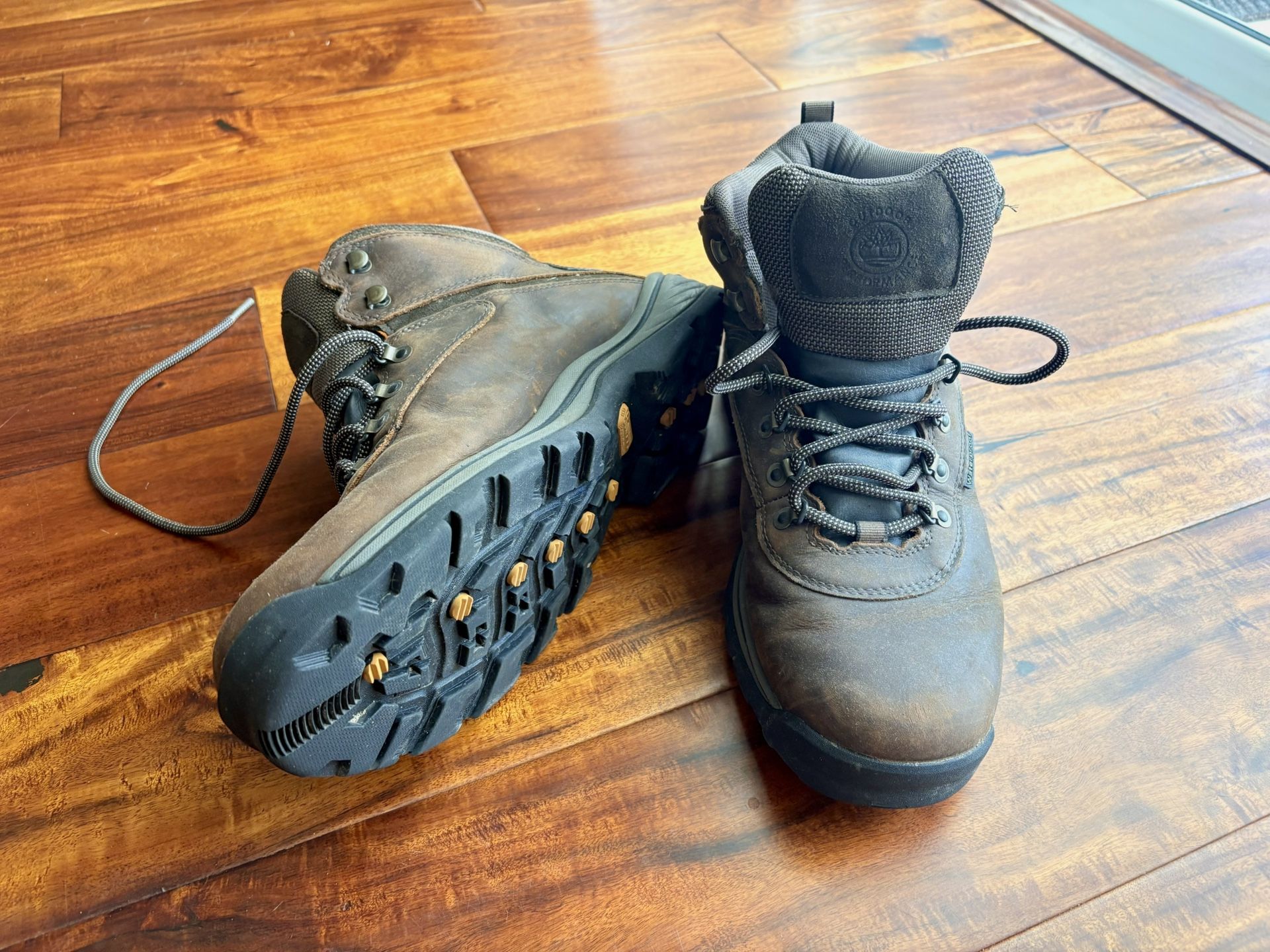 Timberlands Hiking Boots