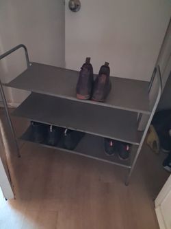 Shoe rack